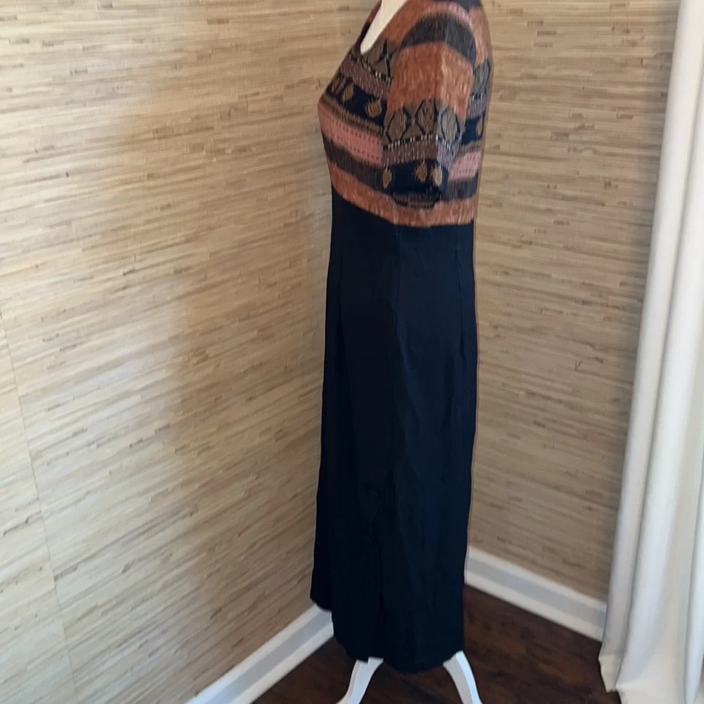 R.J. Stevens size 8 tan & black midi dress EUC!